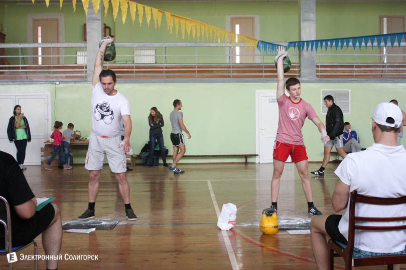 Турнир по гиревому спорту в Солигорске