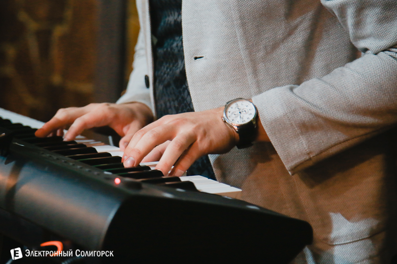 стэнд ап Солигорск паб Енот