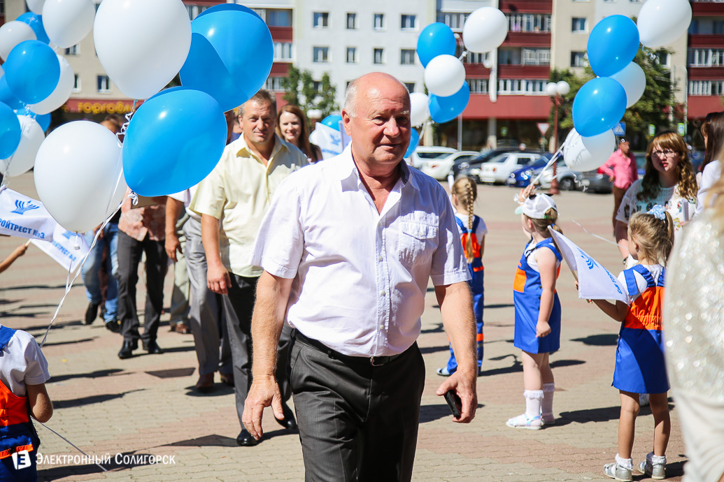 60 лет стройтресту