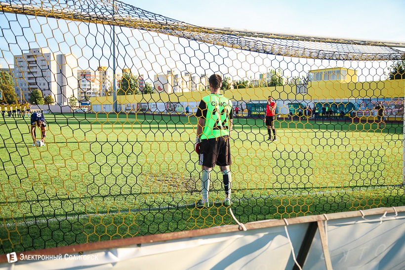 футбол горняк