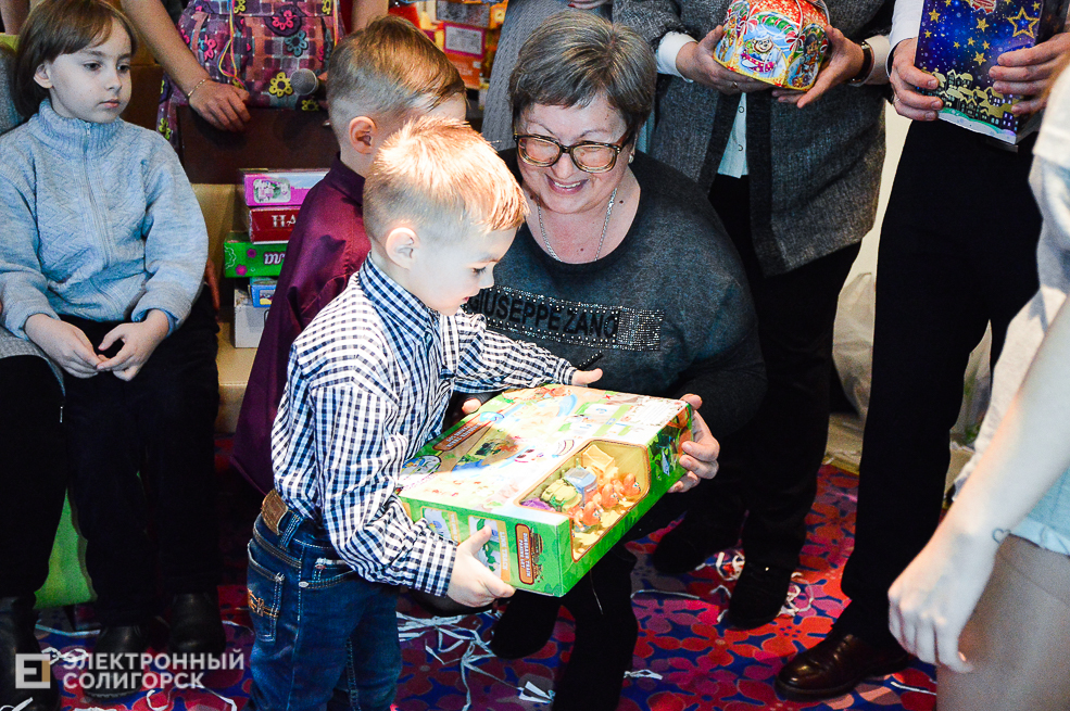 елка для онкобольных детей