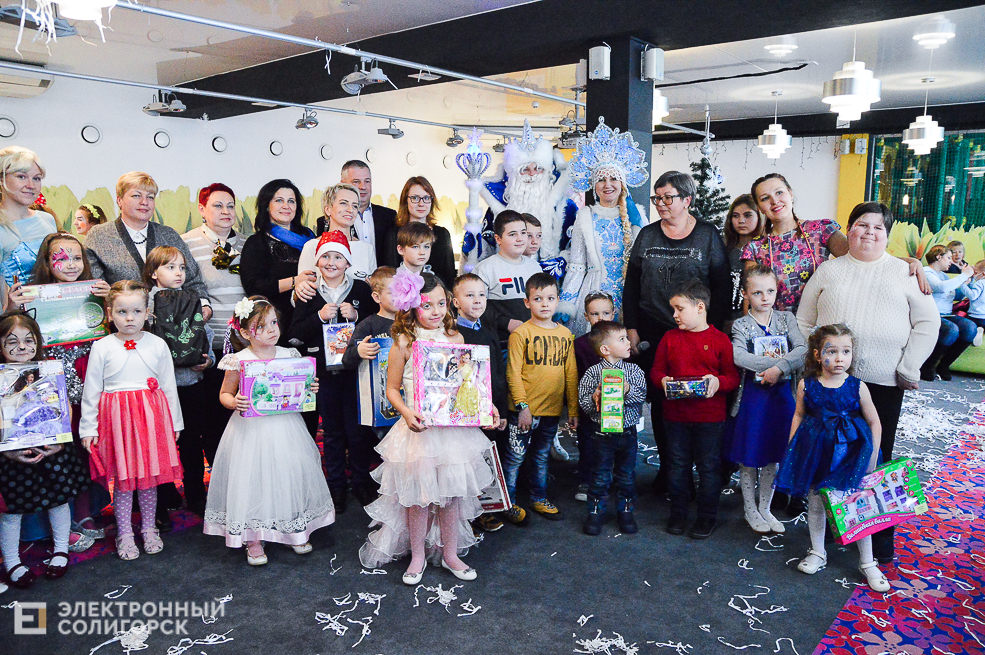 елка для онкобольных детей