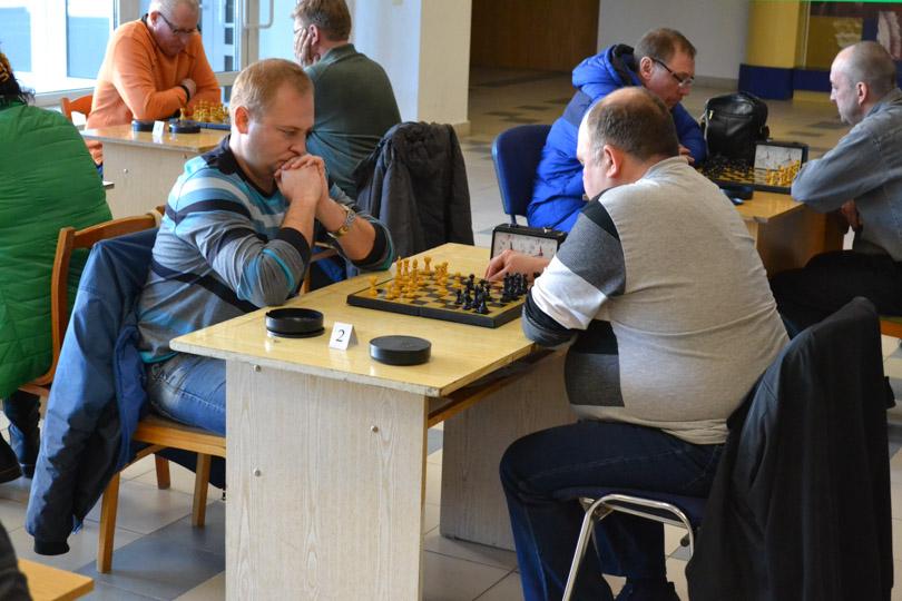 Шахматы 3-4 РУ Ковшер А., Артишевский Е.