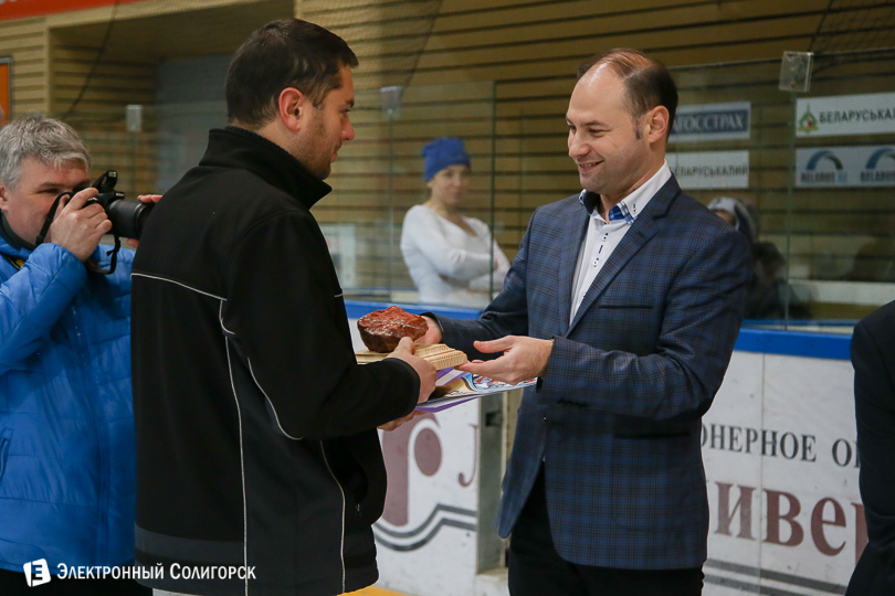 хоккей Солигорск