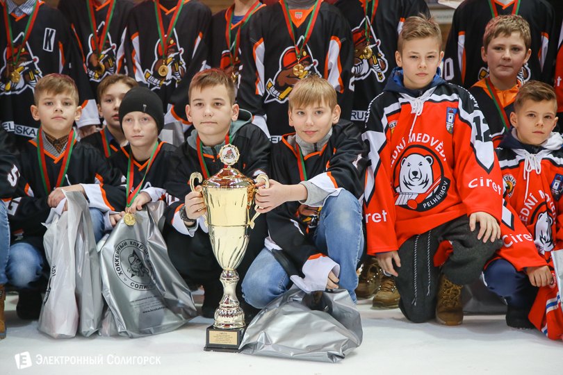 хоккей Солигорск