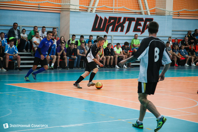 турнир четырех