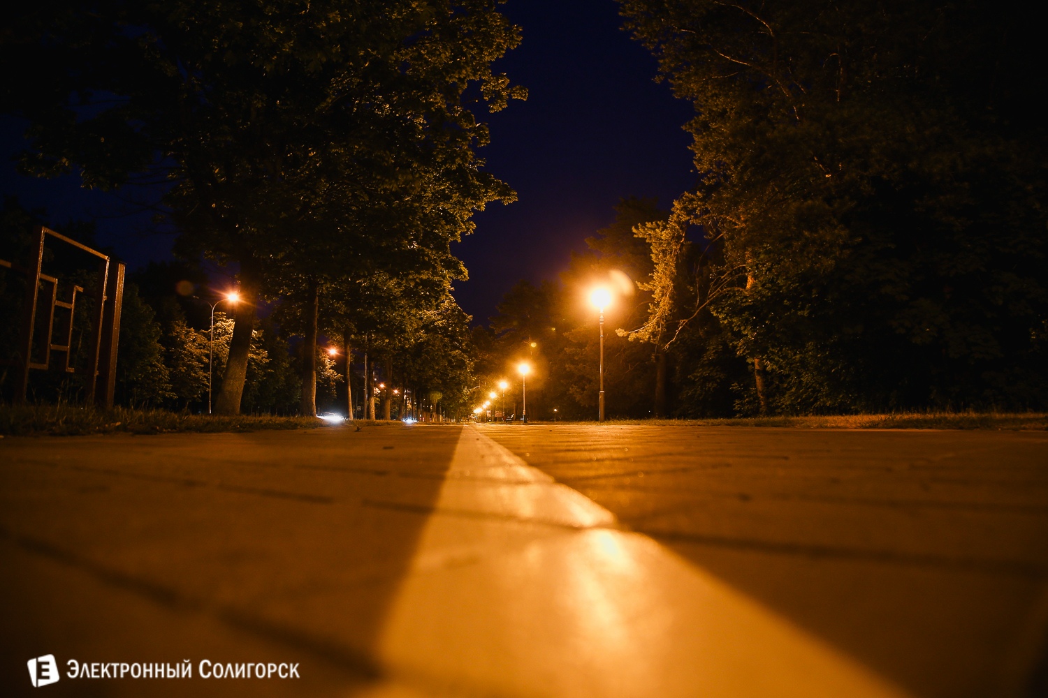 велодорожка Солигорск ночь