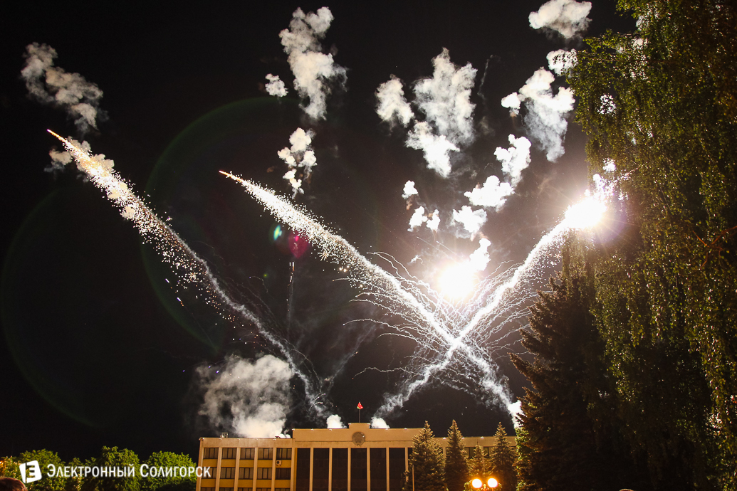 салют Солигорск День Победы