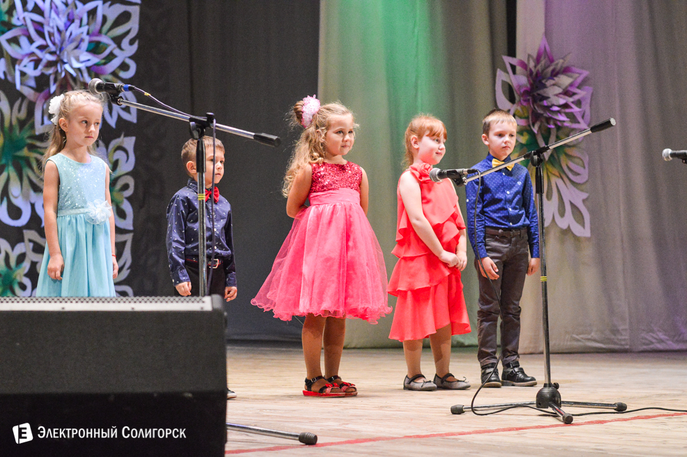 день матери дк