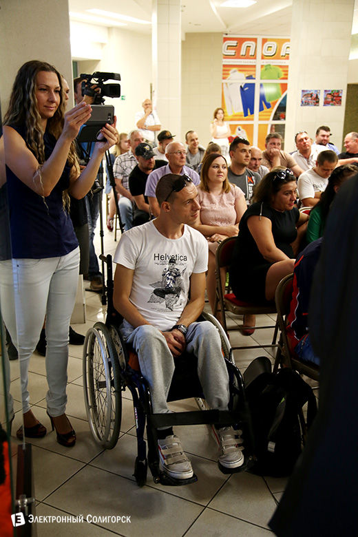 хк шахтер встреча с болельщиками