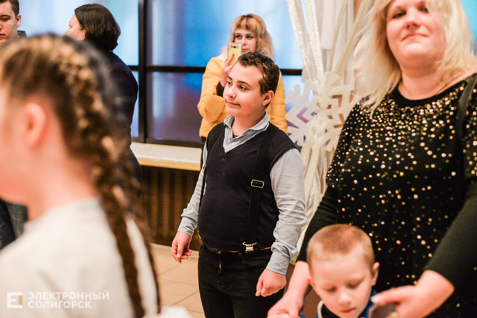 елка для инвалидов