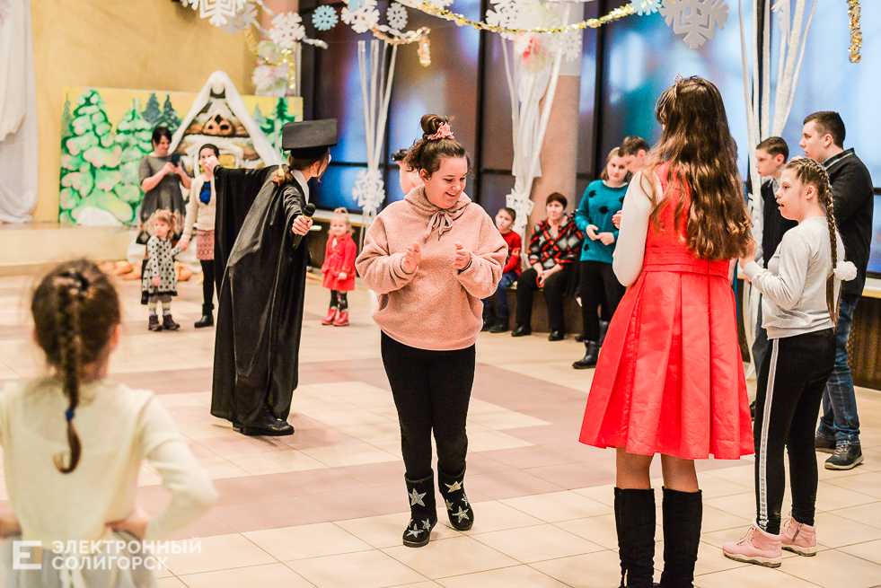 елка для инвалидов