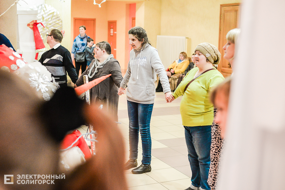 елка для инвалидов