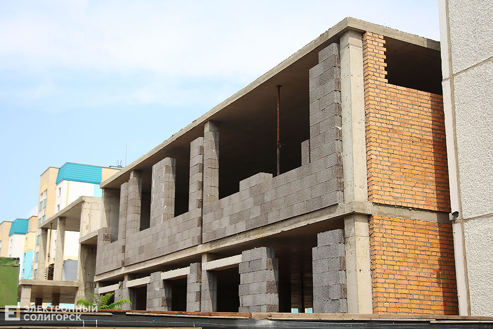 здание улица Судиловского