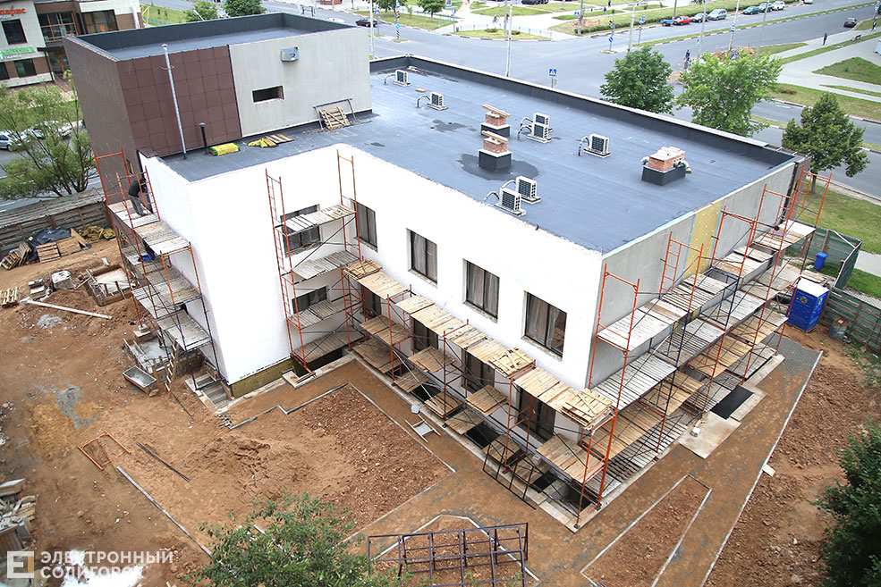 здание молодежная солигорск