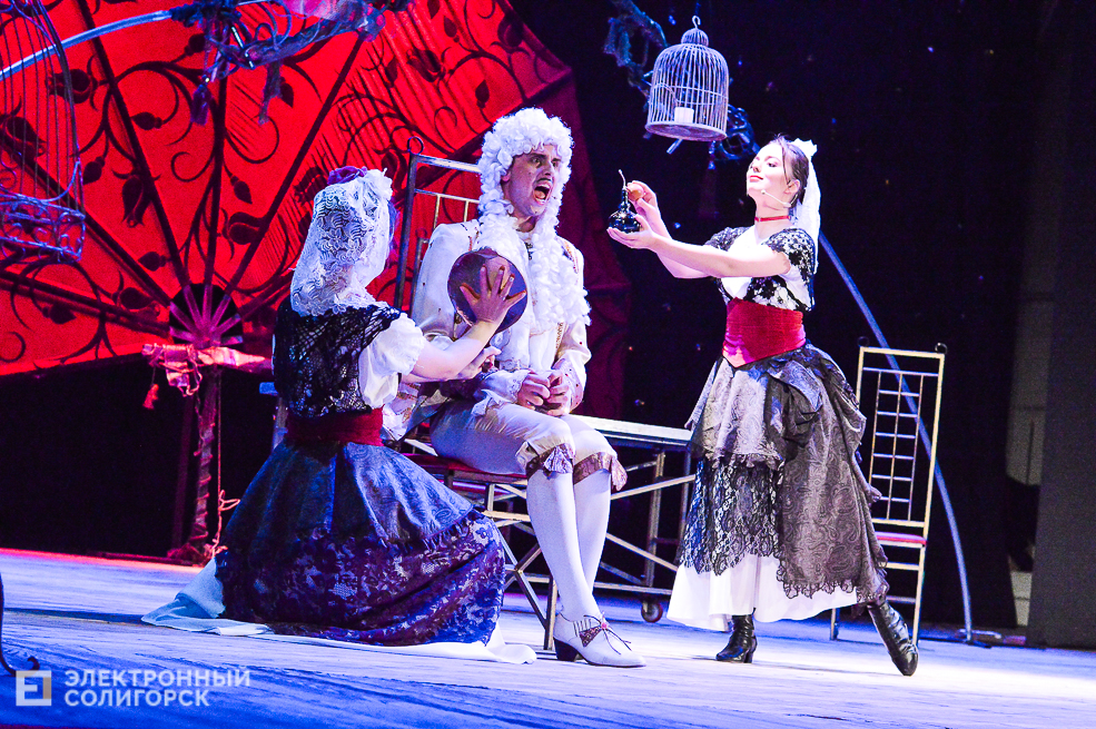 собака на сене