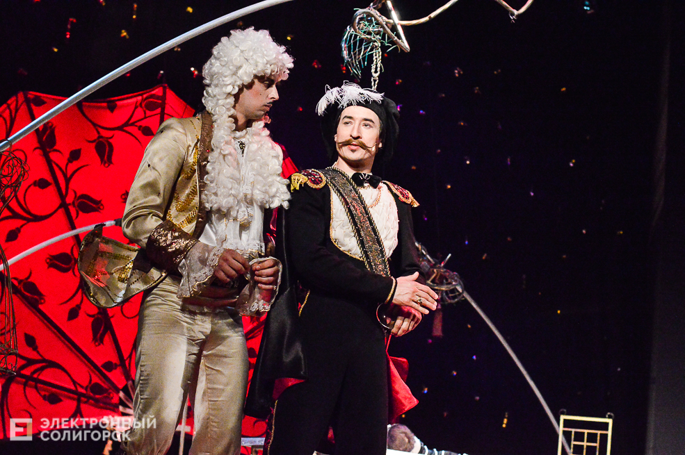 собака на сене