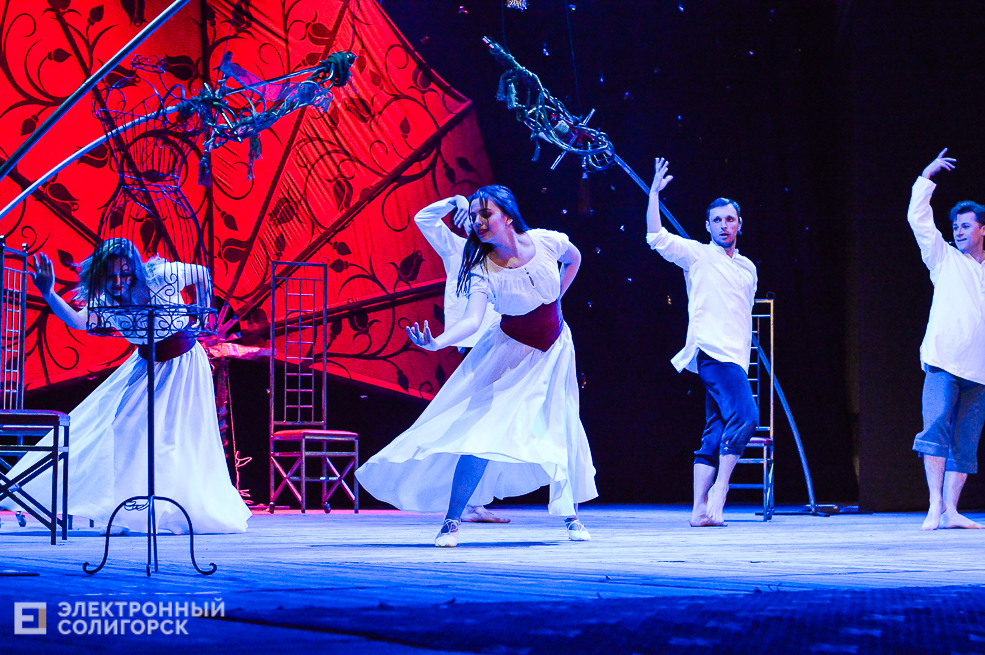 собака на сене