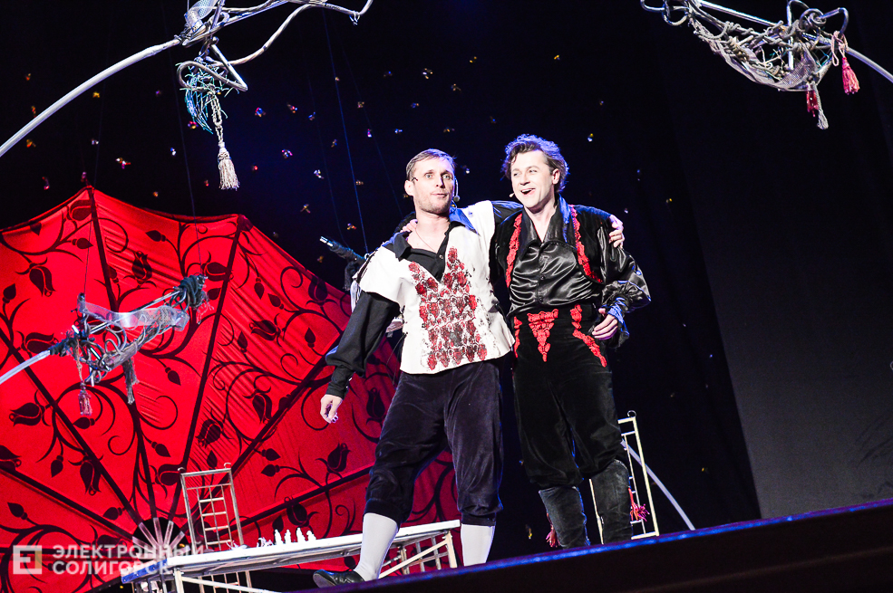 собака на сене