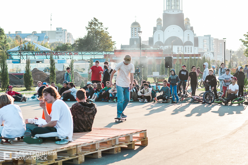 Соревнование скейтеров, самокатеров и bmx-серов в Солигорске