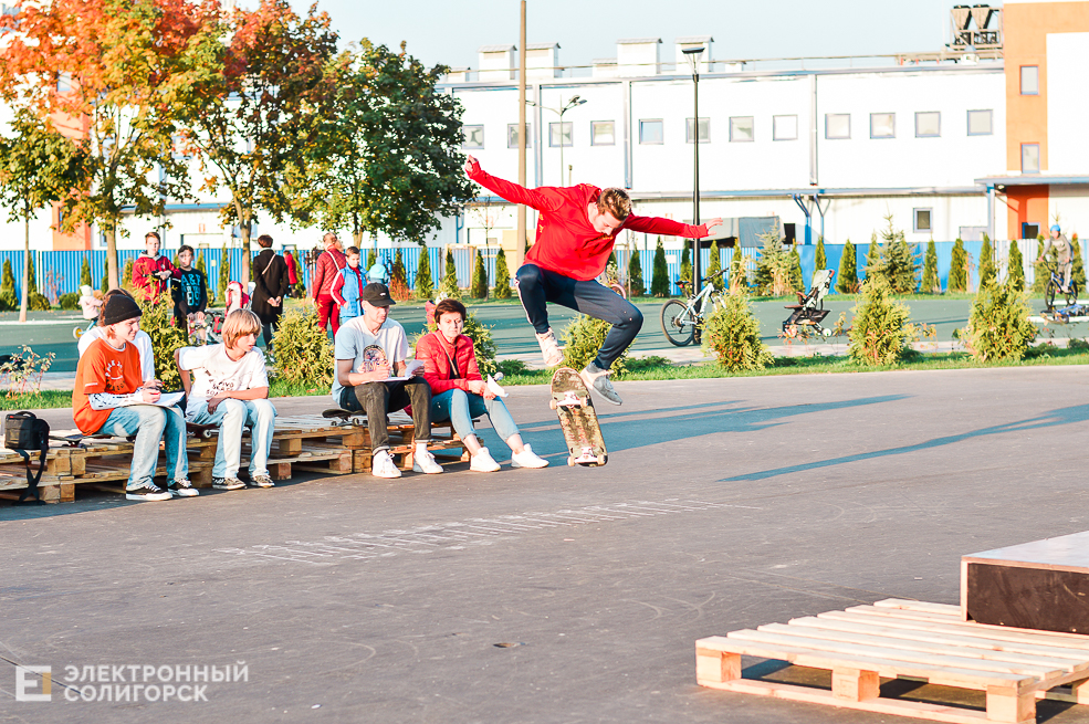 Соревнование скейтеров, самокатеров и bmx-серов в Солигорске