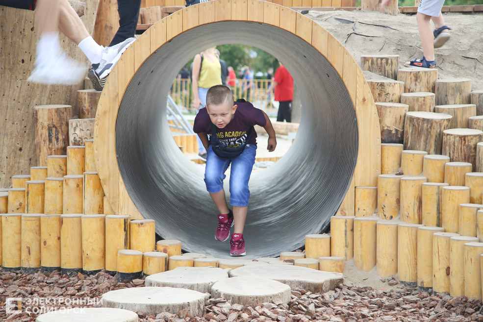 сквер семьи любви и верности солигорск открытие
