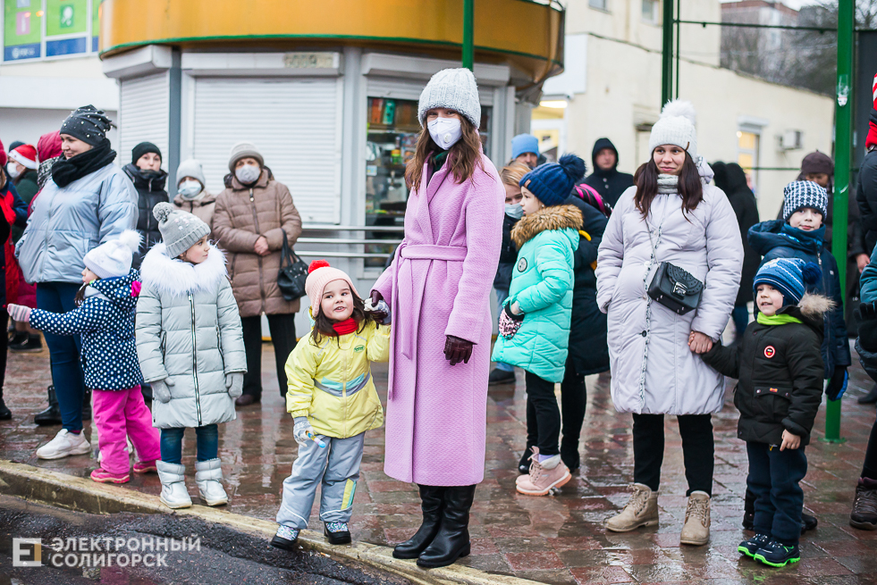 шествие дедов морозов