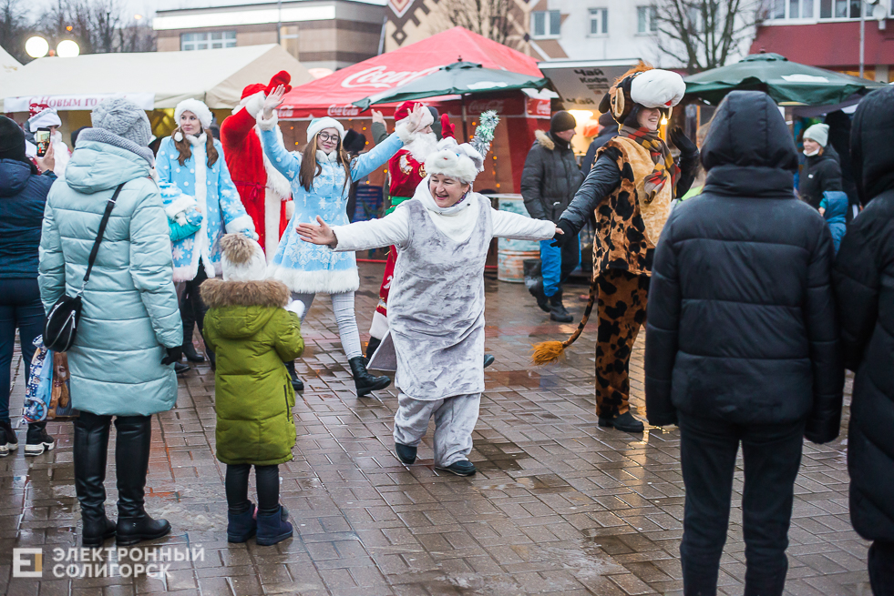 шествие дедов морозов