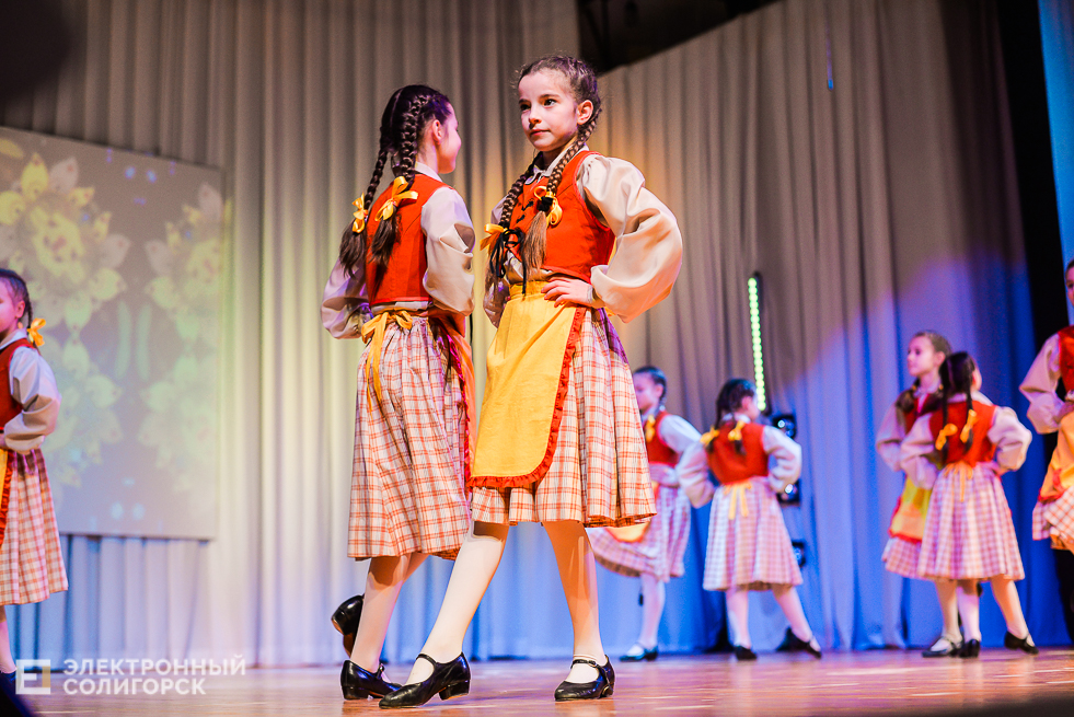 танцующая весна