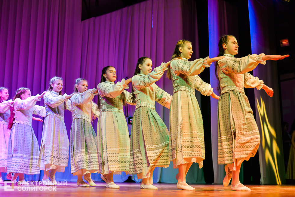 танцующая весна