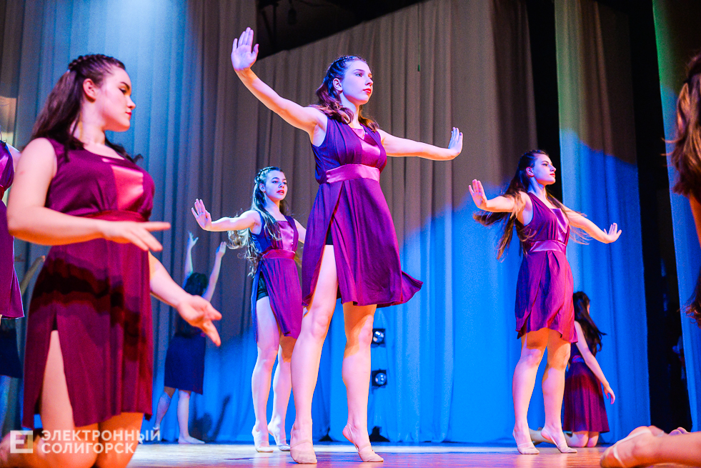 танцующая весна