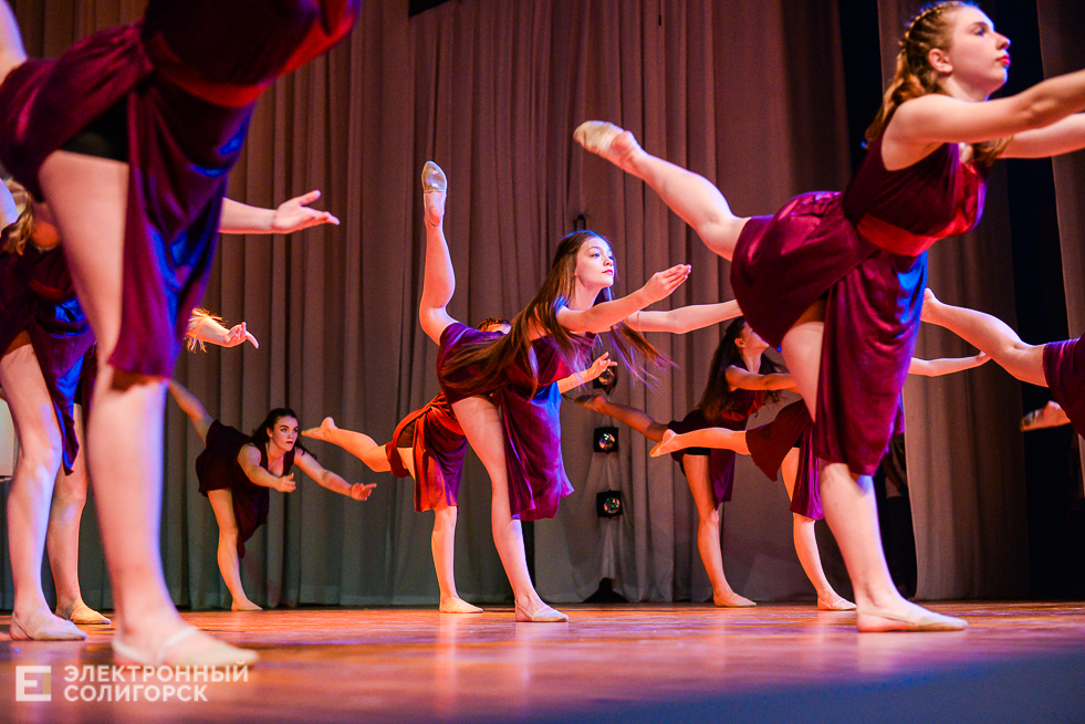 танцующая весна