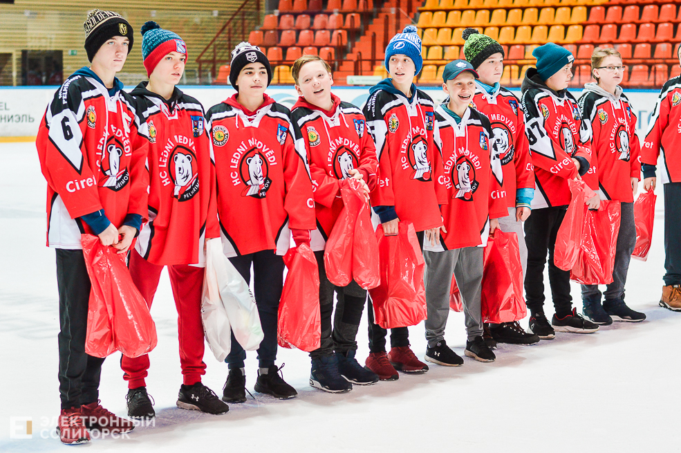 рождественский турнир по хоккею