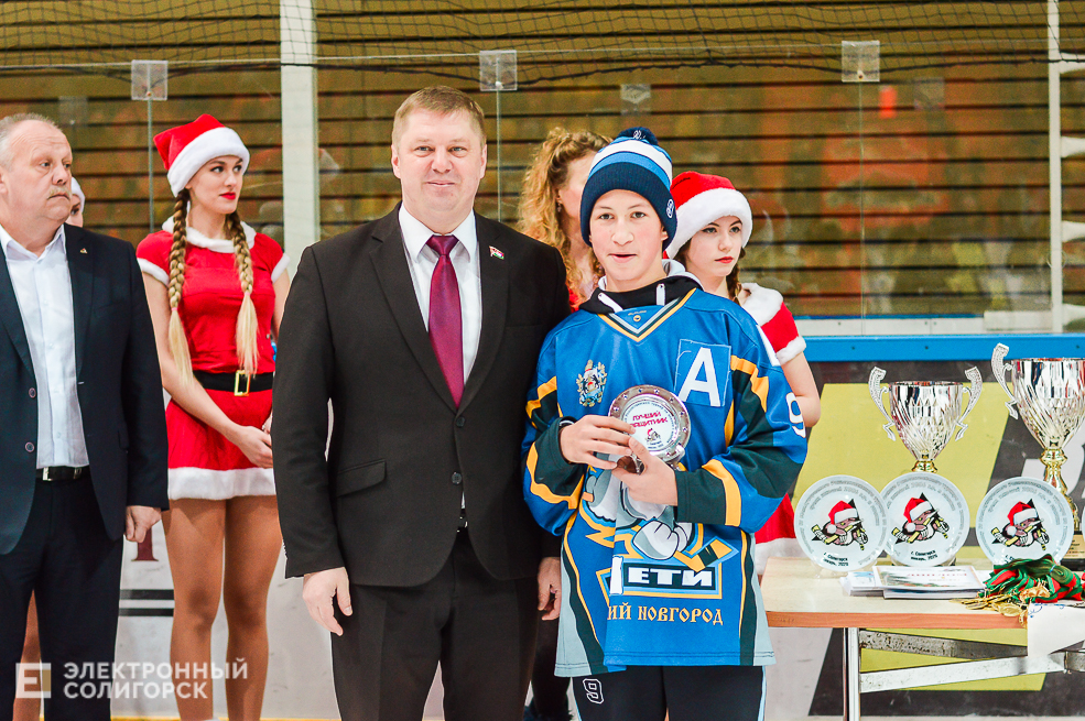 рождественский турнир по хоккею