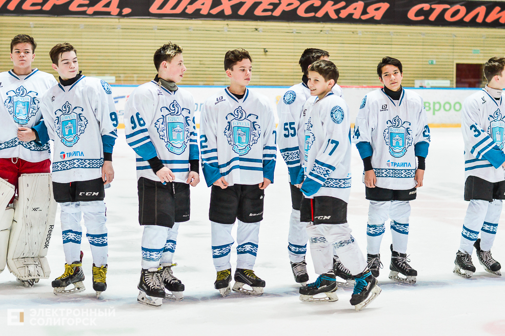 рождественский турнир по хоккею