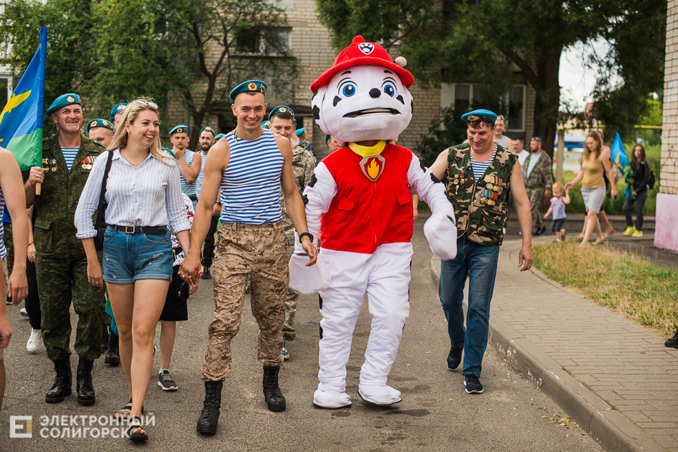 десантники