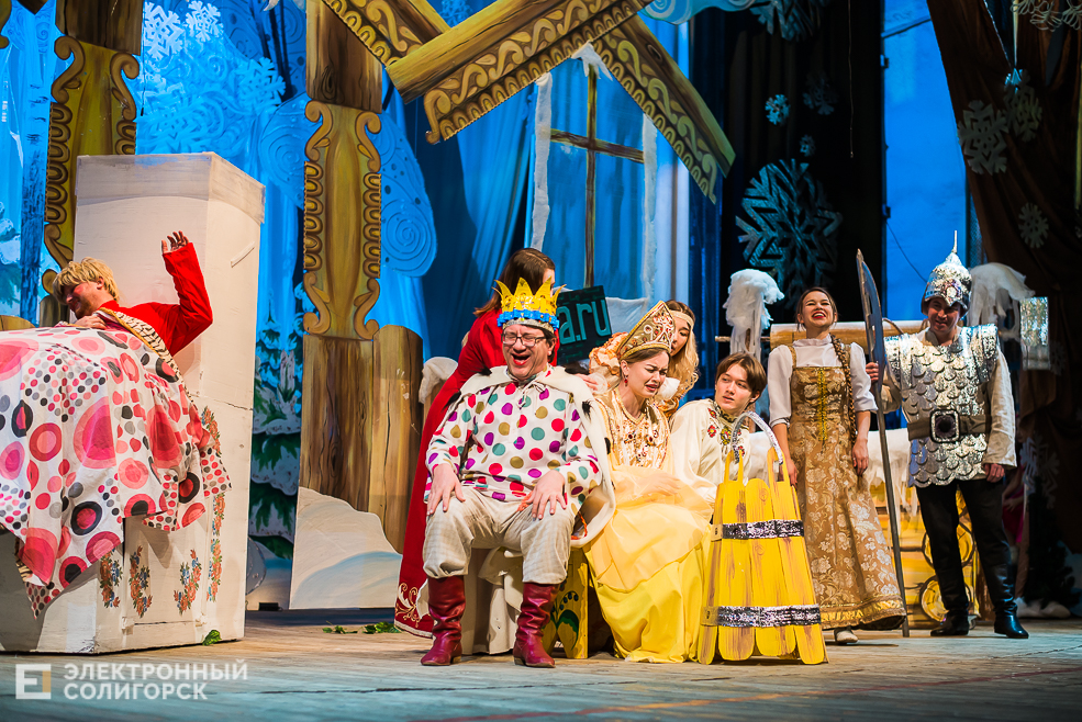 новогодний спектакль