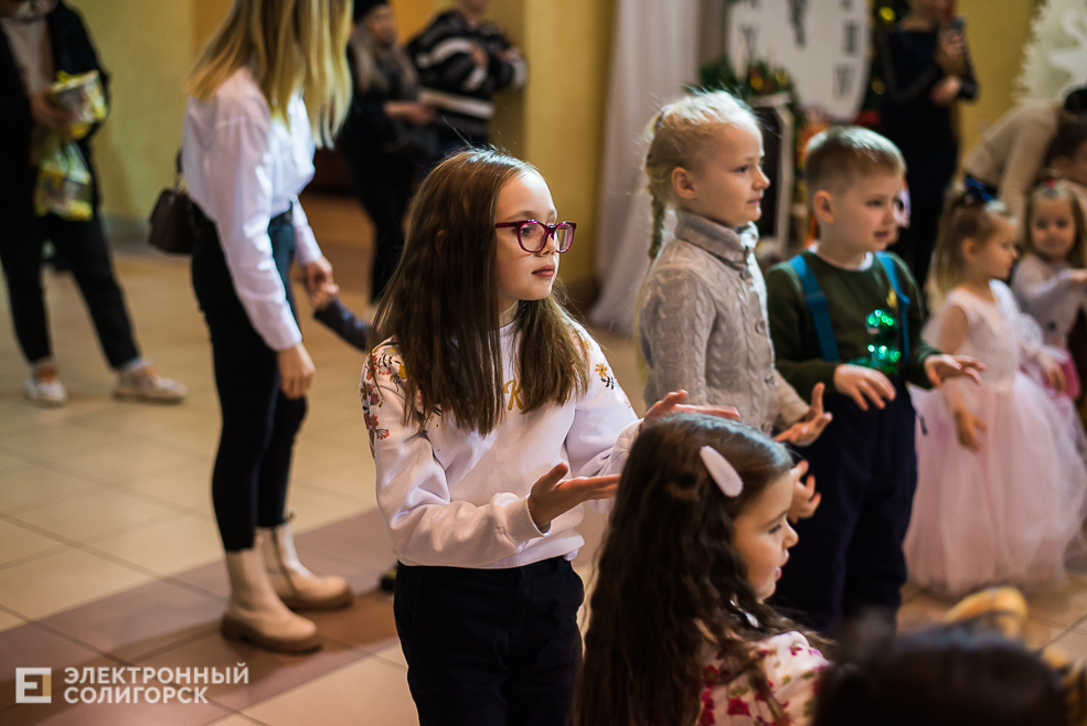 новогодний спектакль