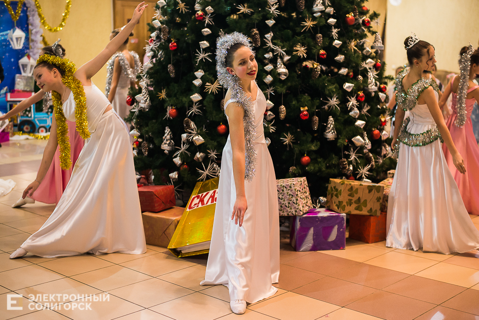 новогодний спектакль