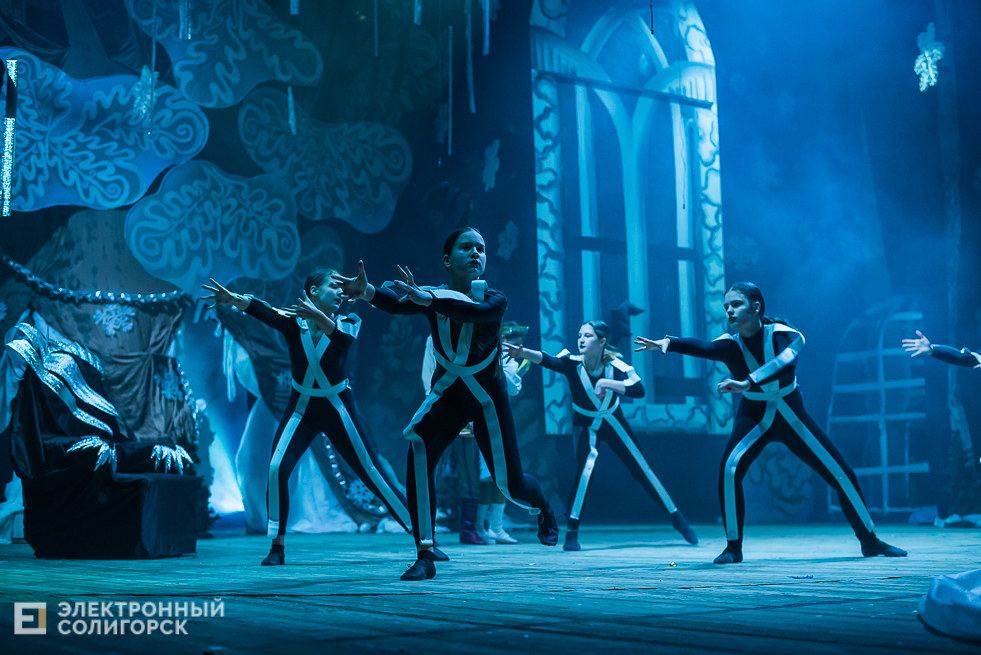 детский спектакль