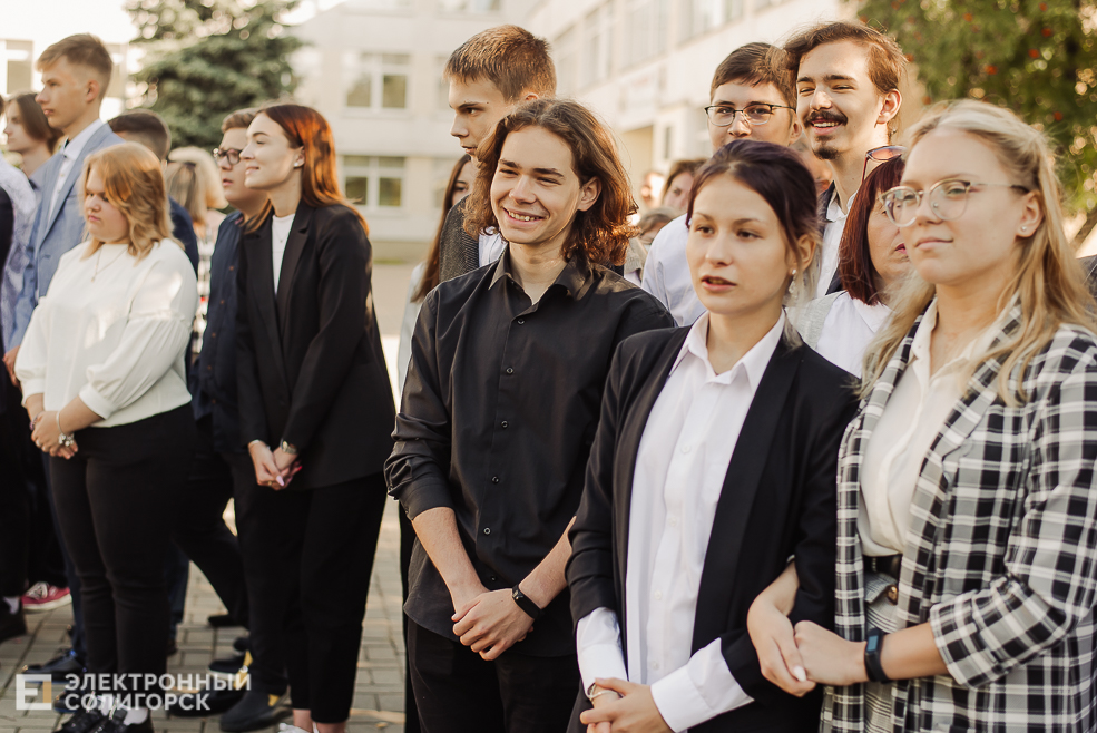 1 сентября 10 школа