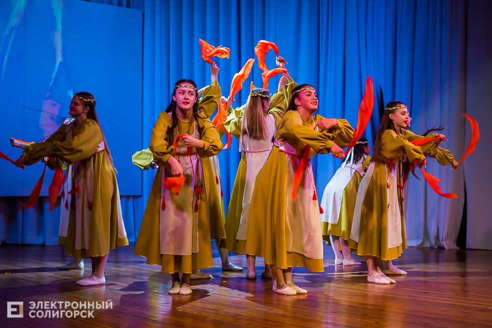 танцующая весна