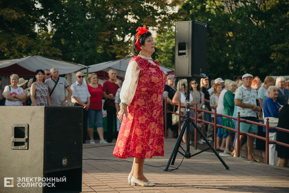 танцы в парке