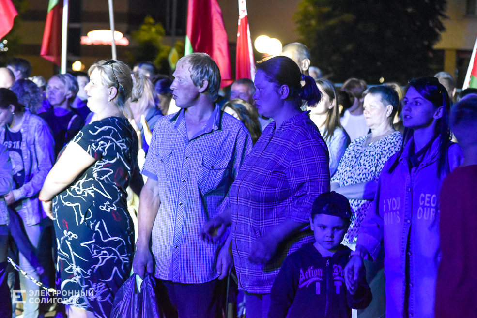 Концерт и салют в Солигорске в День Независимости Республики Беларусь