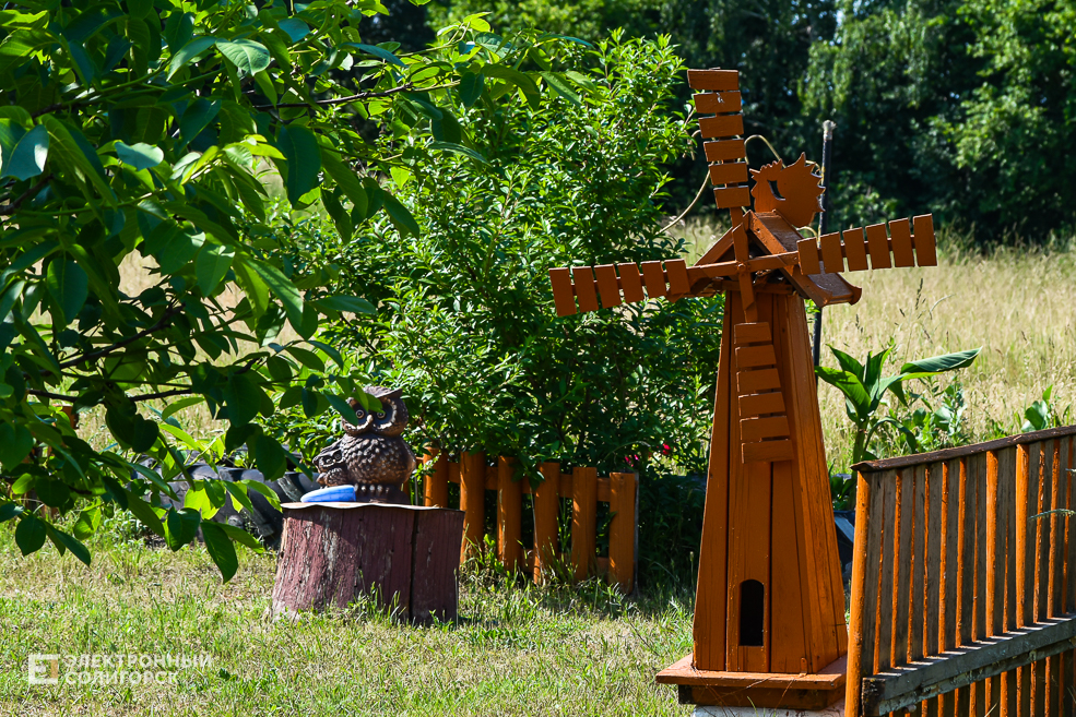 Дом в деревне, благоустройнный двор в Солигорском районе, своими руками