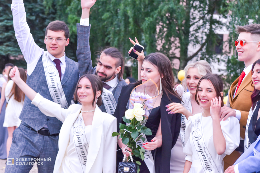 Районный выпускной бал в Солигорске 2023