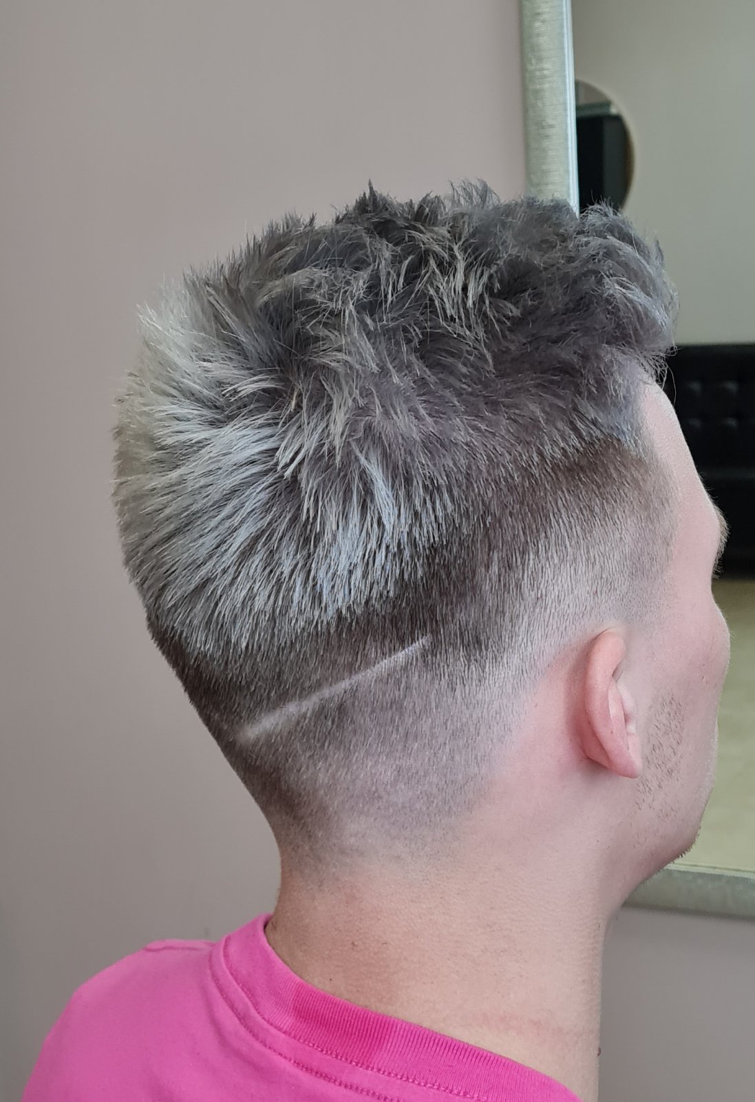 салоне красоты Эксклюзив Солигорск стрижка