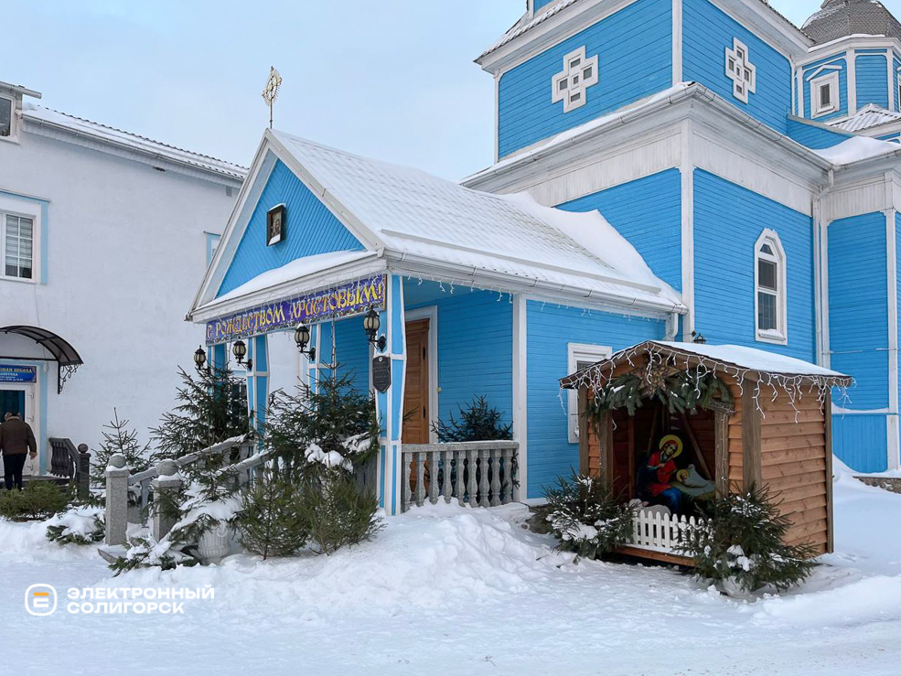Убранство солигорских храмов к Рождеству