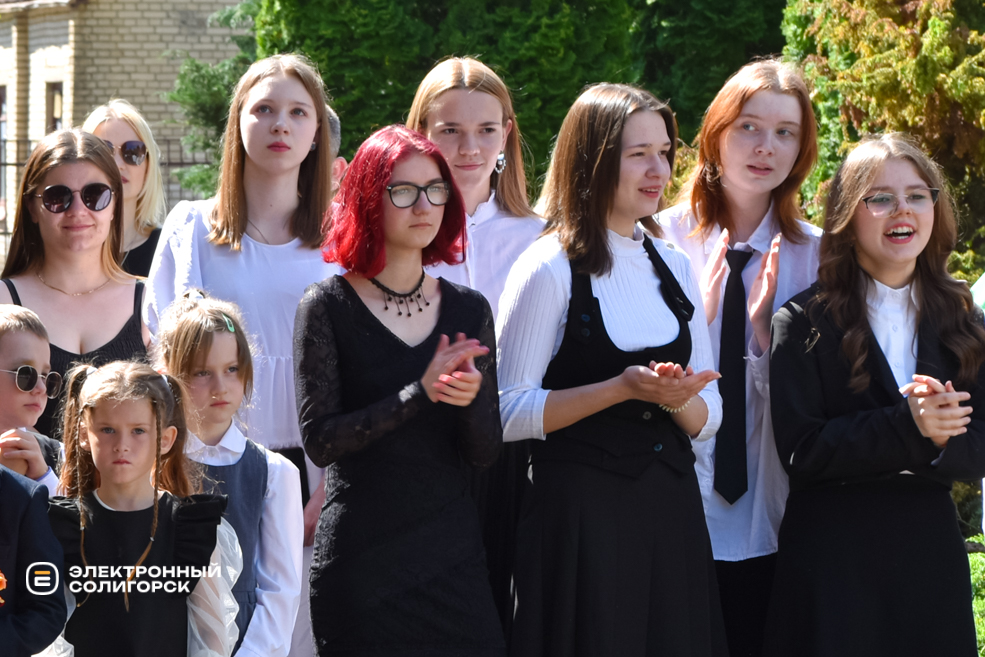 Последний звонок в Средней школе №2 г. Солигорска