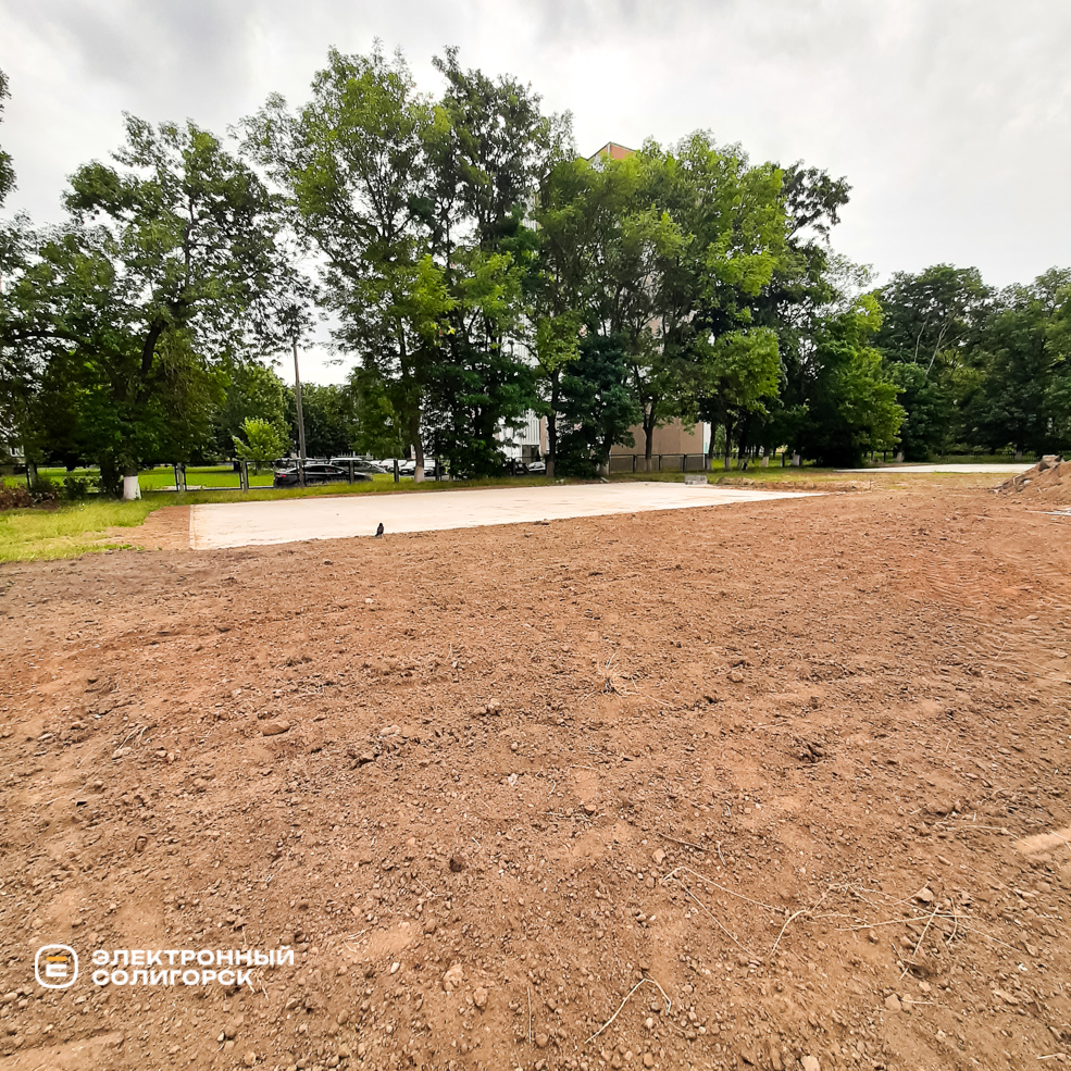 Ремонт стадиона в СШ4 г. Солигорска